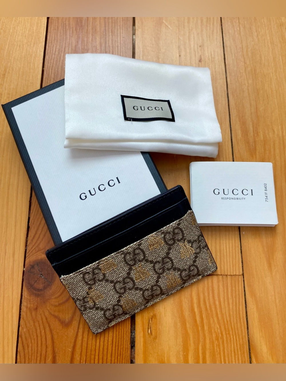Gucci GG Supreme Metallic Gold Bee Card Holder in Beige Coated Canvas/Leather